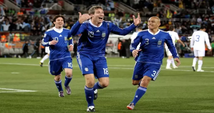 活塞VS雄鹿直播_活塞VS雄鹿专业高清体育直播赛事直播_活塞VS雄鹿专业体育直播赛事直播-24直播